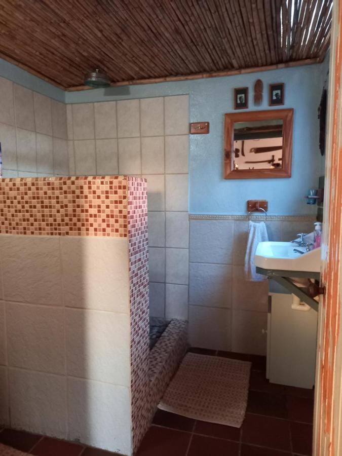 Wolverfontein Karoo Cottages ลาดิสมิธ ภายนอก รูปภาพ