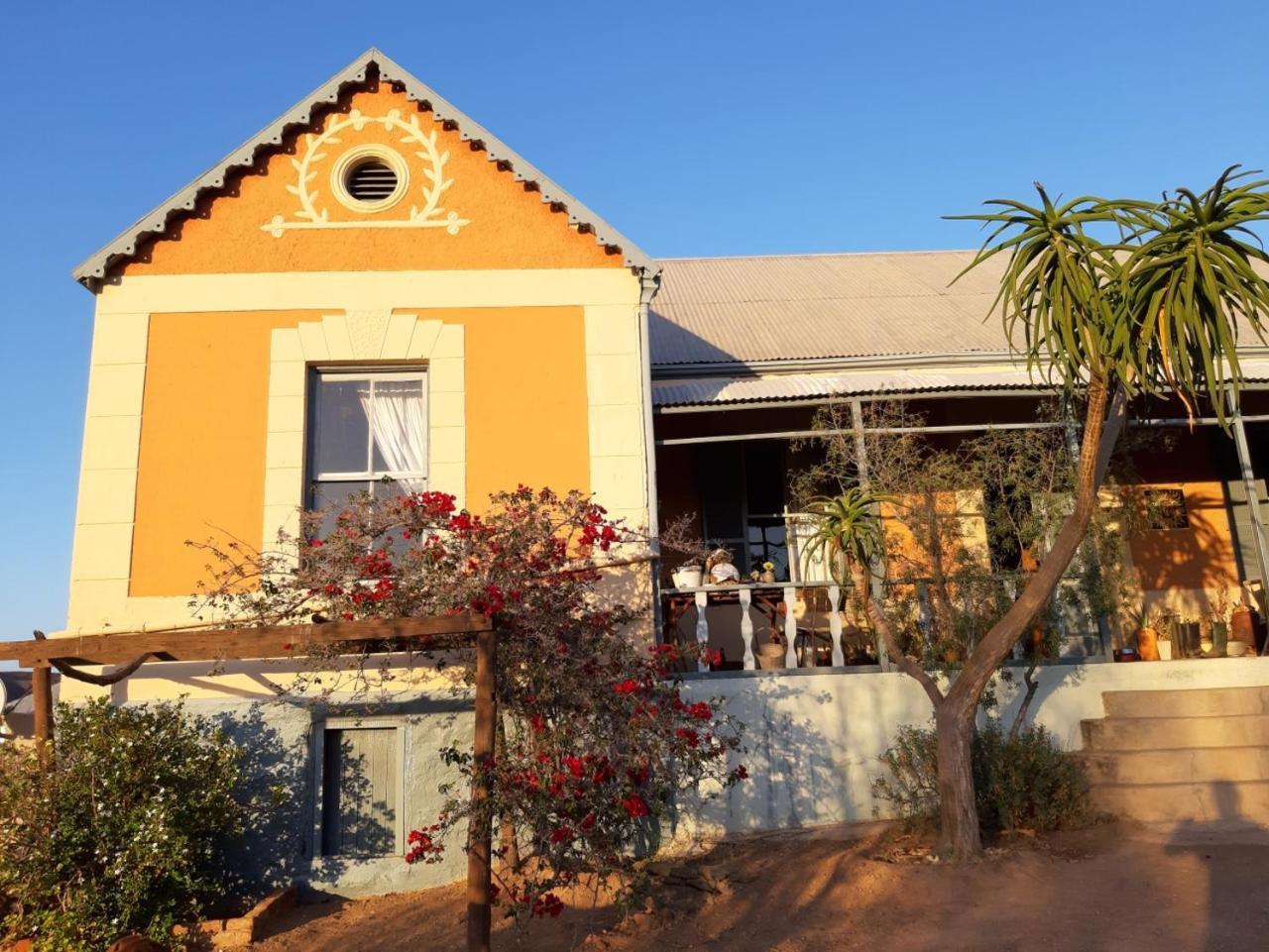 Wolverfontein Karoo Cottages ลาดิสมิธ ภายนอก รูปภาพ